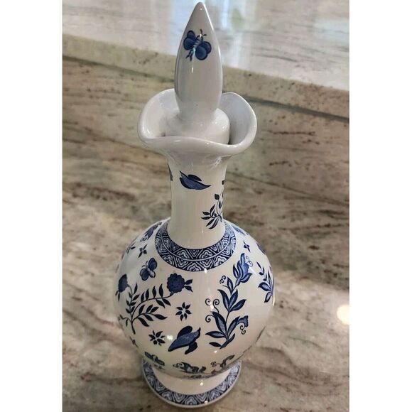 Coalport England One of A Limited Edition Vintage Blue White Decanter Vase - Picture 9 of 11